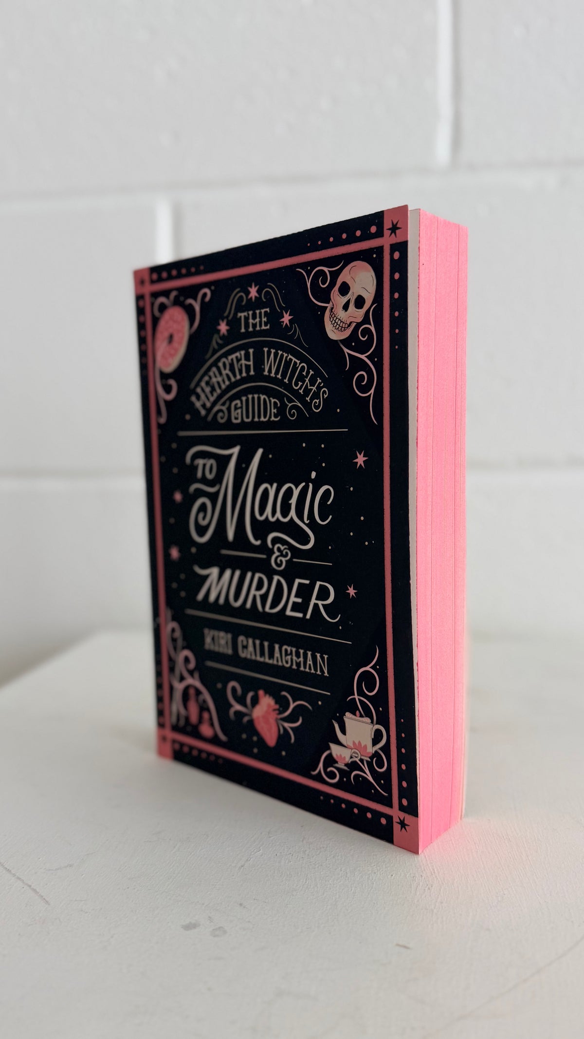 Hearth Witch's Guide To Magic & Murder (Deluxe Edition)